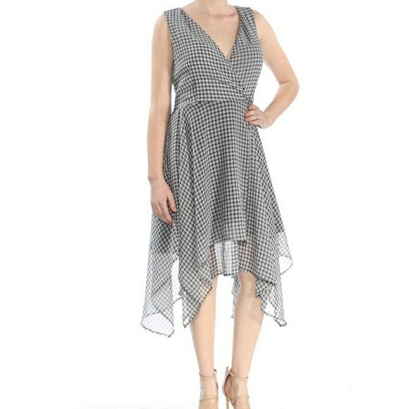 Bar III Dresses & Skirts - Bar III Black & White Gingham asymmetric hem dress